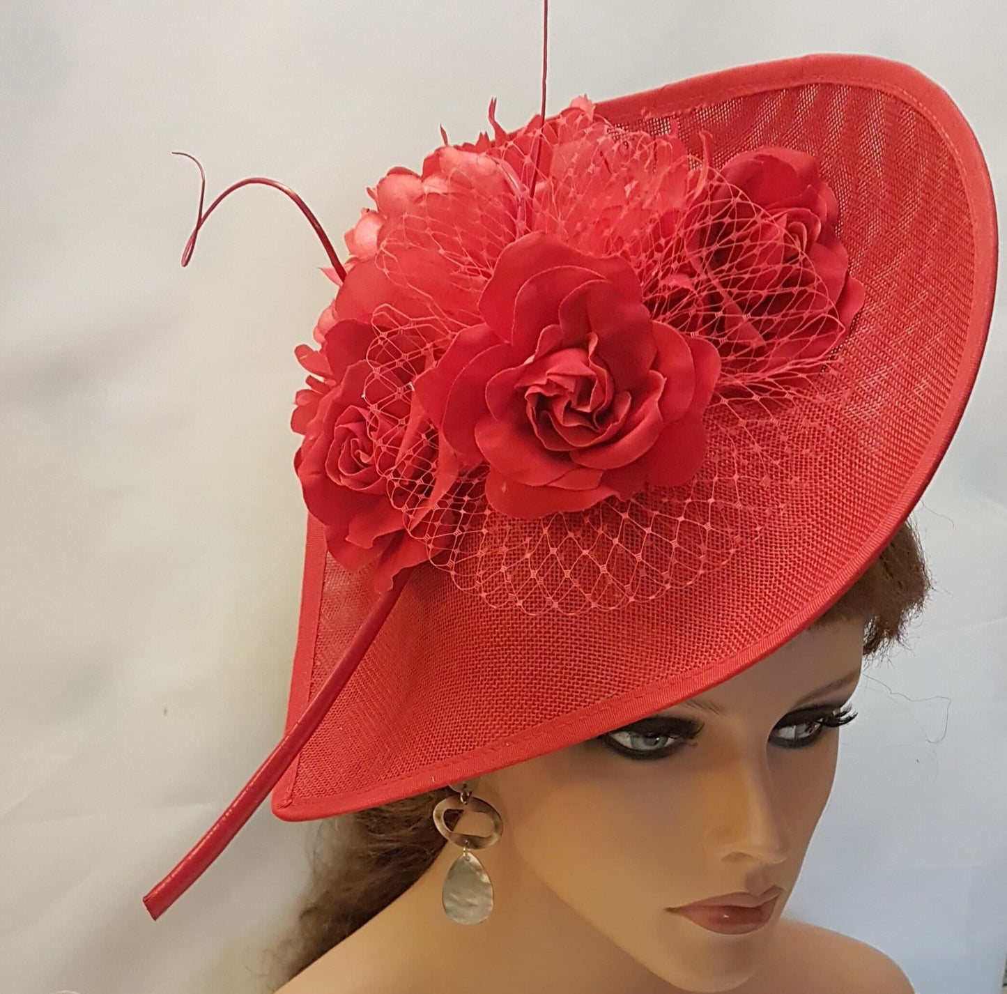 Red Fascinator Hat with Netting,Feathers & Flowers.Perfect for Formal Events,Weddings Race Day,Sophisticated Accessory for any Occasions