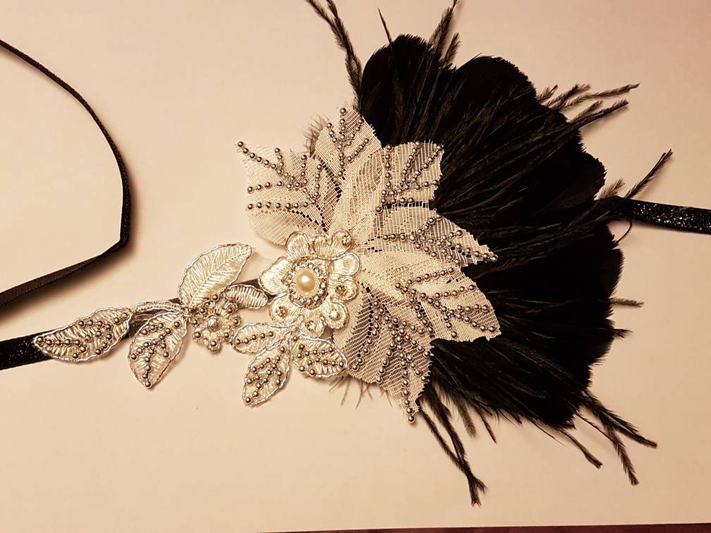 Bandeau Gatsby, coiffe Flapper des années 1920, fascinateur de mariage, bandeau en plumes Gatsby en perles de cristal, bandeau bohème scintillant des années 1920 et 40