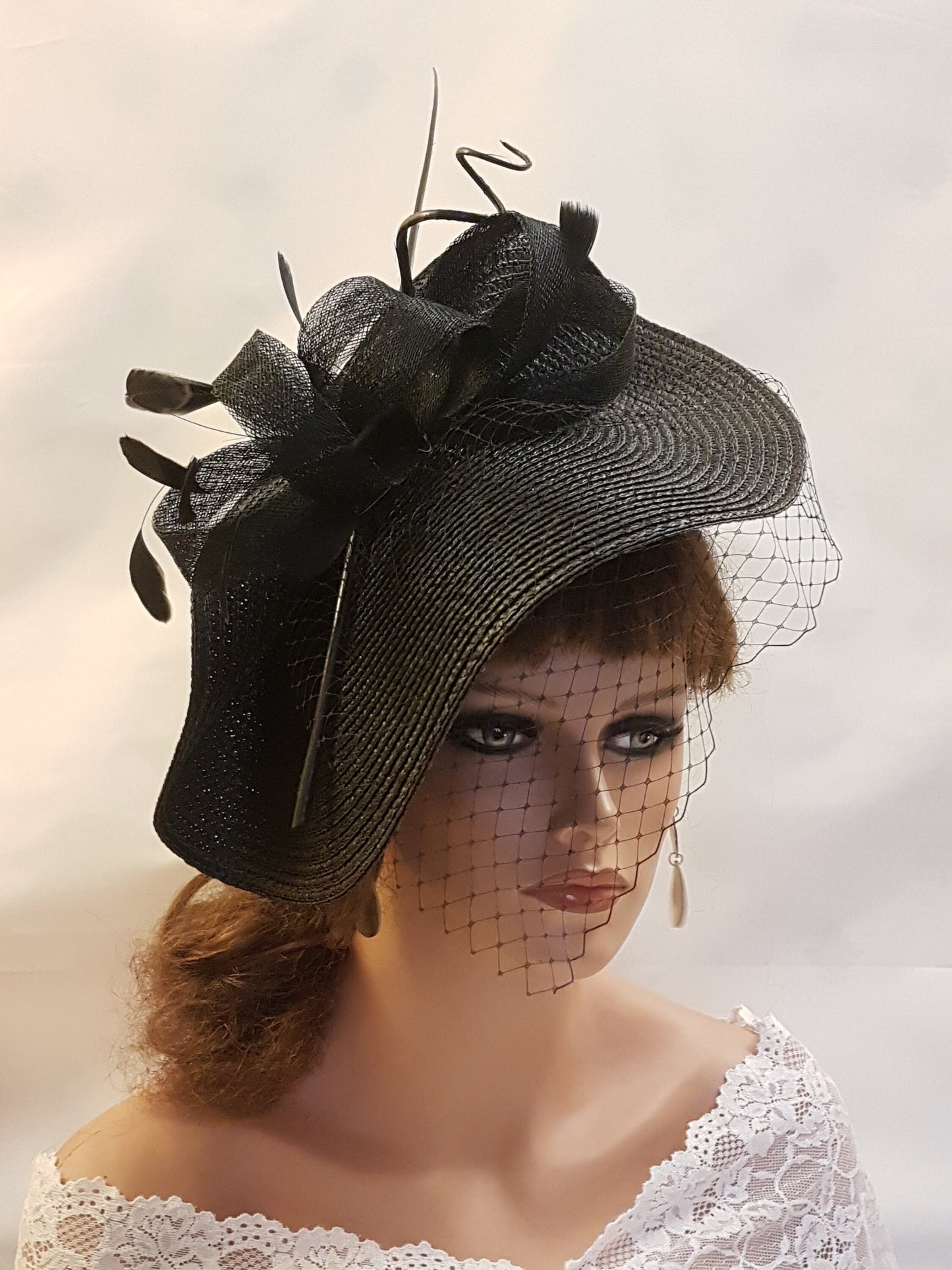 BLACK Hat Fascinator Large saucer Hatinator Long quil Feather French Nett Veil Wedding Ceremoney Mother of bride HatAscot Hat Fascinator