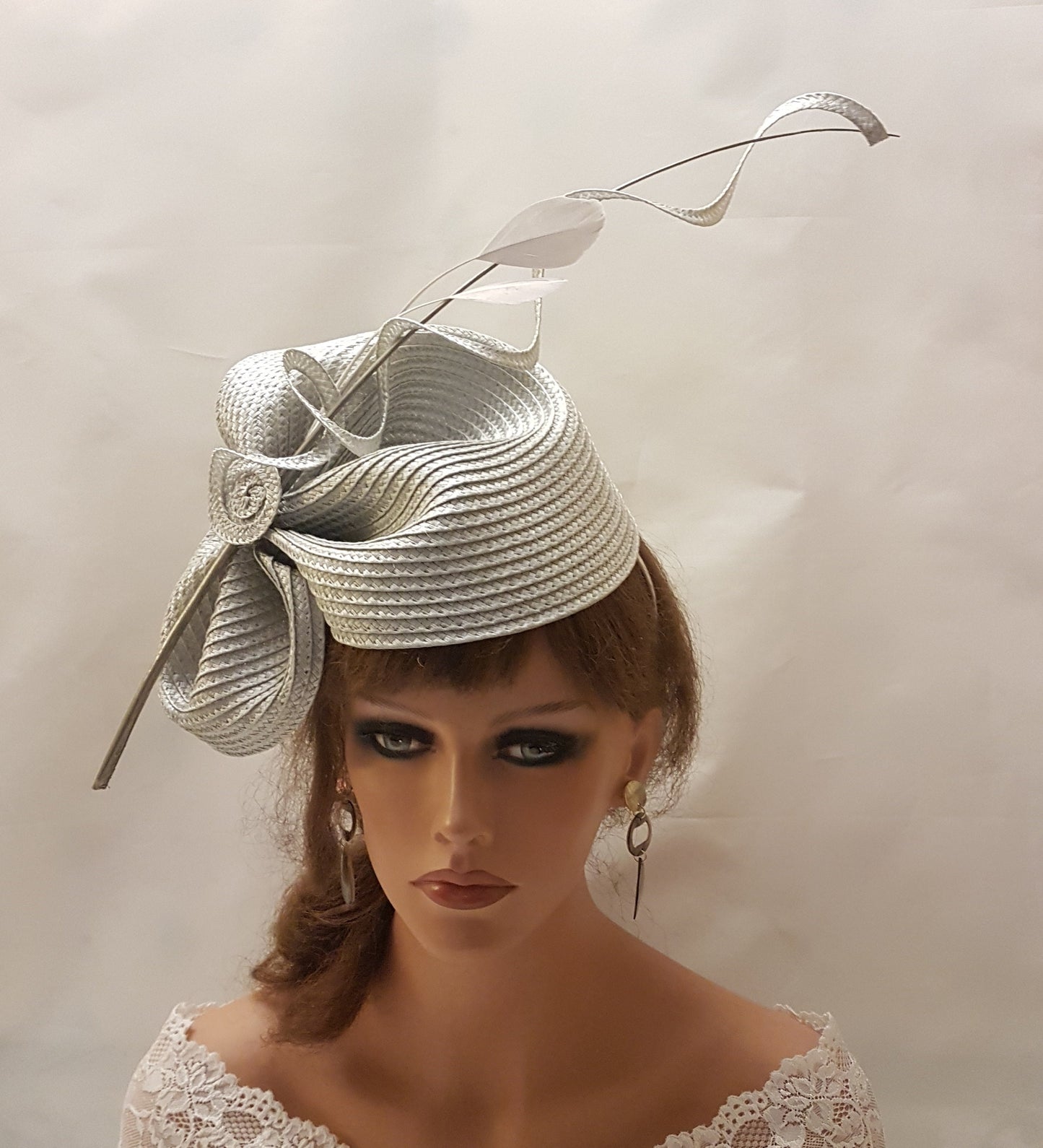 SILVER Grey Hat fascinator large saucer  hatinator Womens Royal Ascot, hat Church,Derby Race Wedding Party hat Mother of Bride/Groom Hatinat