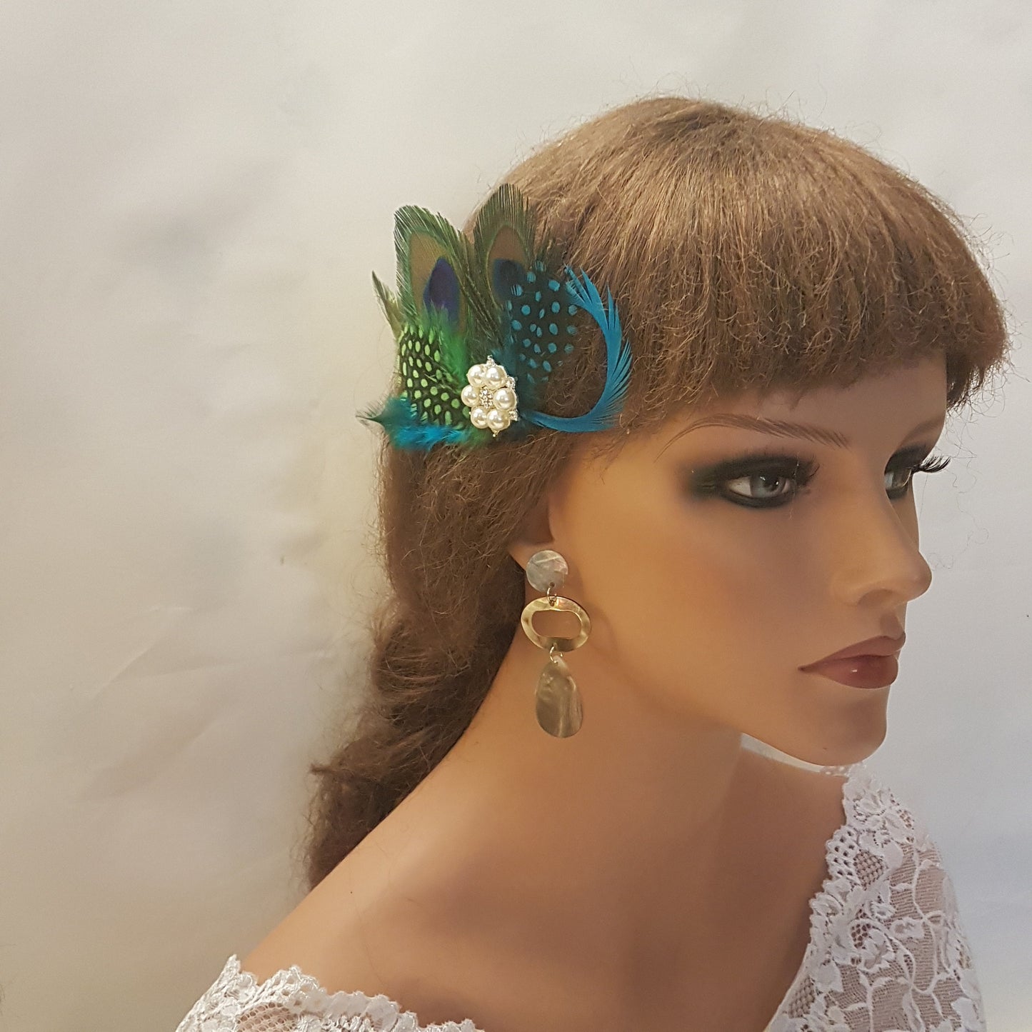 Feather fascinator, Peacock feather fascinator with Crystal Pearl. Turquoise Blue Green 1920s Gatsby headpiece Bridal Bridesmaid fascinator