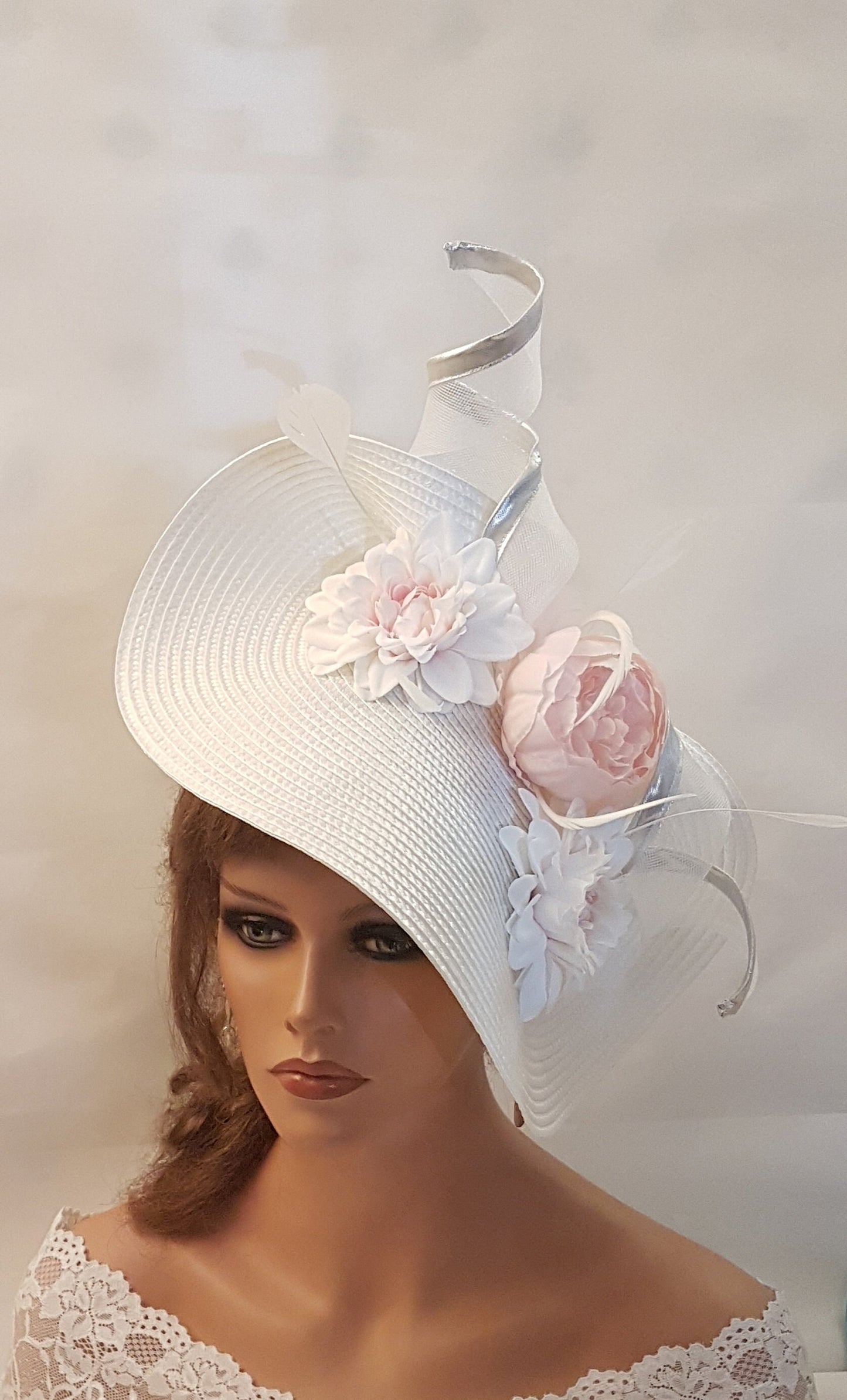 White & Pink fascinator large saucer women Hatinator Church Derby Ascot Race Wedding Cocktail Party hat Mother of Bride/Groom Hat Fascinator