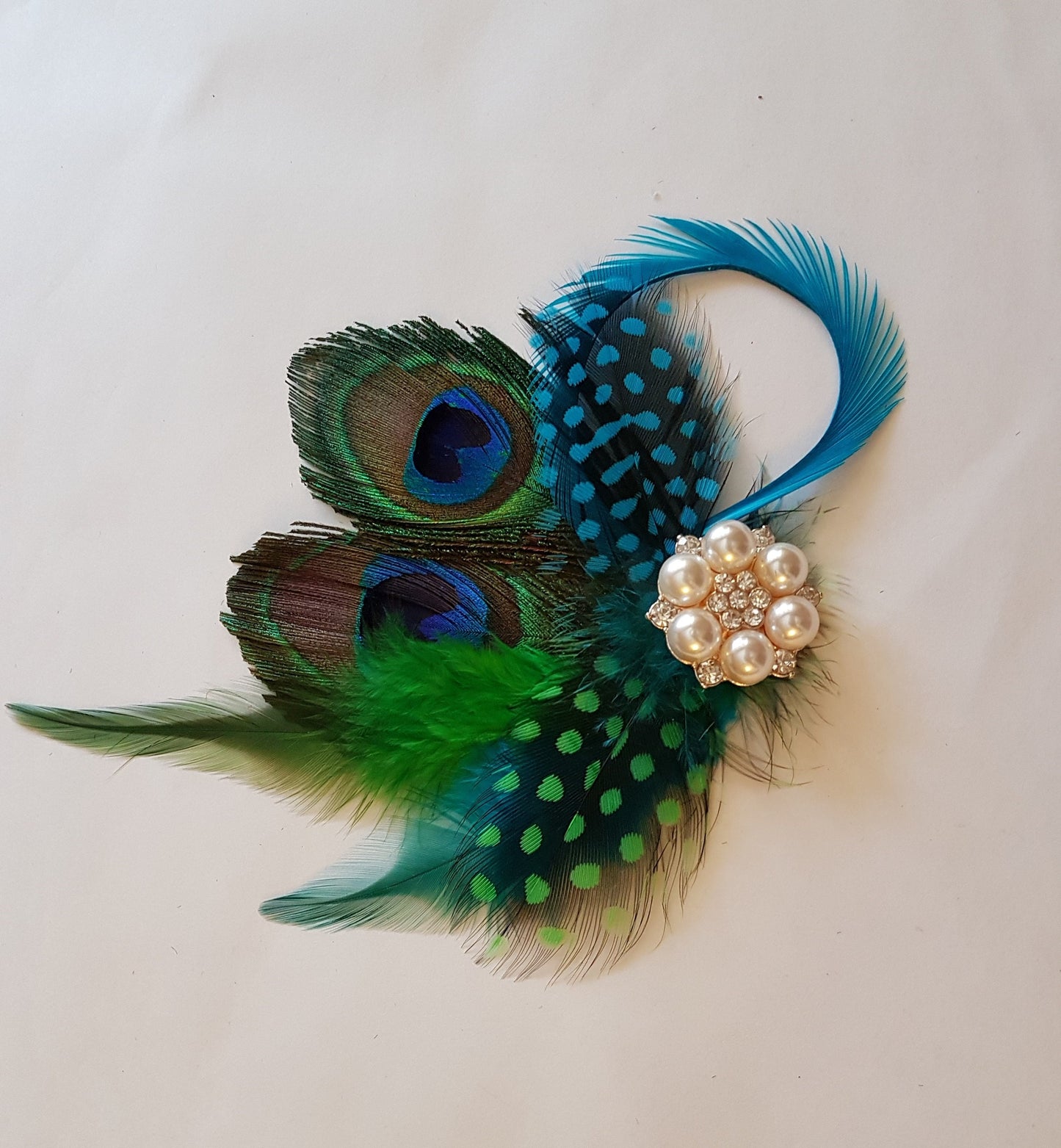 Feather fascinator, Peacock feather fascinator with Crystal Pearl. Turquoise Blue Green 1920s Gatsby headpiece Bridal Bridesmaid fascinator