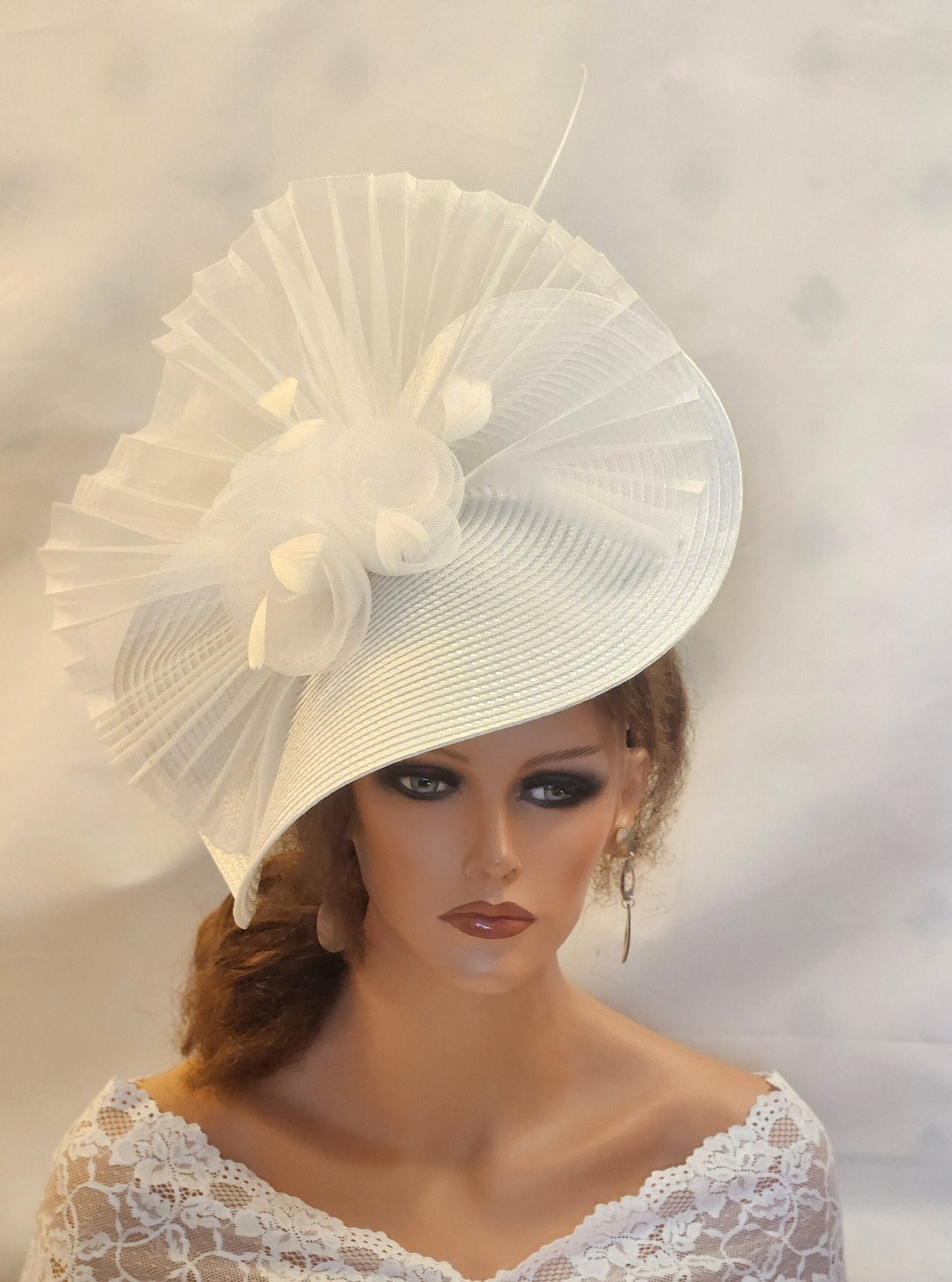 White,Ivory fascinator large hatinator Quil feather Floral Church Derby Ascot  Race Wedding TeaParty hat Mother of Bride/Groom Hatinator