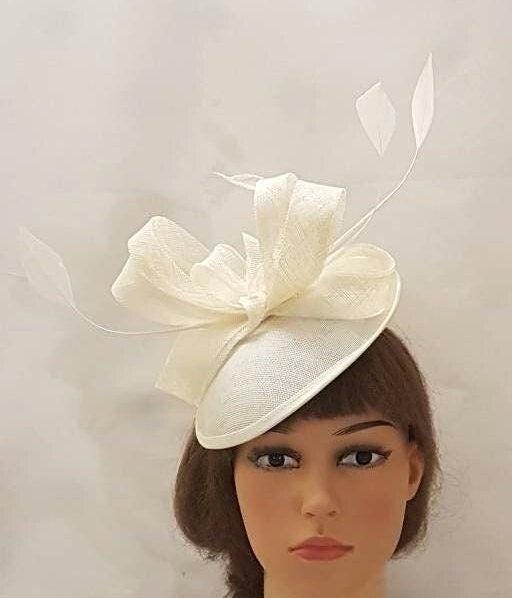 IVORY FASCINATOR  Fascinator Hat #Ivory, Champagne, Silver grey, Pink,Navy, Ascot hat fascinator Wedding Race Cocktail Church hat fascinator