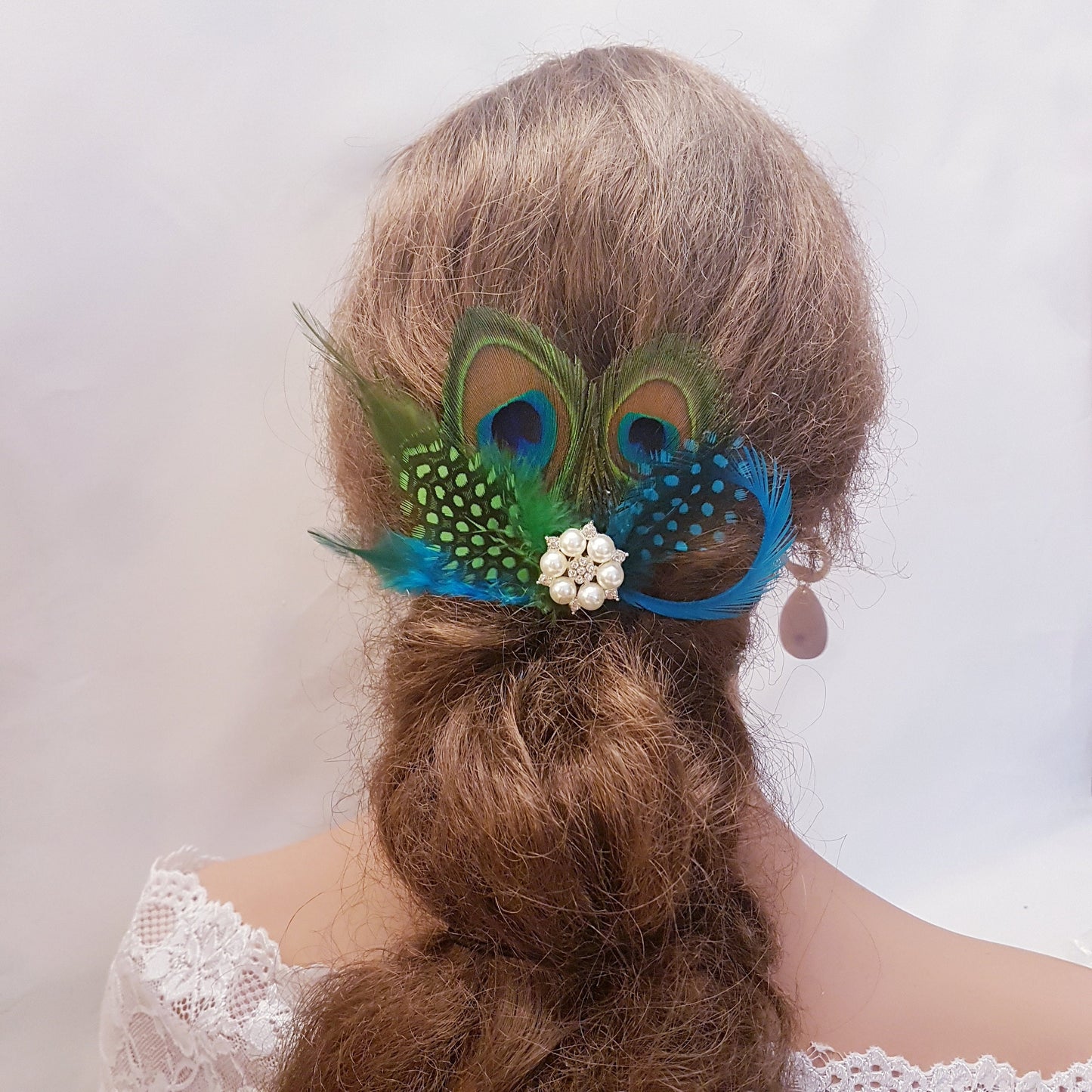 Feather fascinator, Peacock feather fascinator with Crystal Pearl. Turquoise Blue Green 1920s Gatsby headpiece Bridal Bridesmaid fascinator