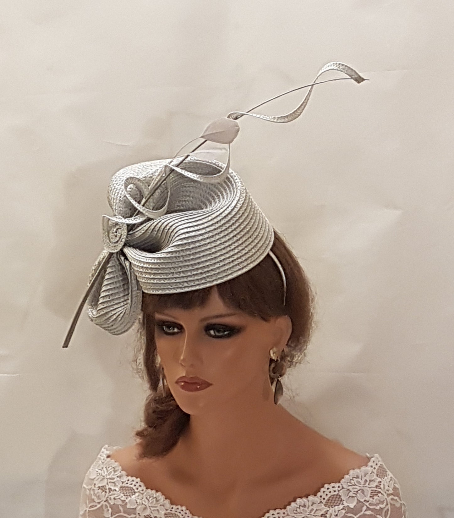 SILVER Grey Hat fascinator large saucer  hatinator Womens Royal Ascot, hat Church,Derby Race Wedding Party hat Mother of Bride/Groom Hatinat