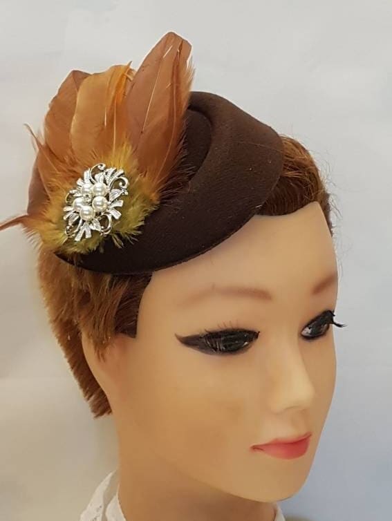 BROWN FASCINATOR with Satin base and feathers
