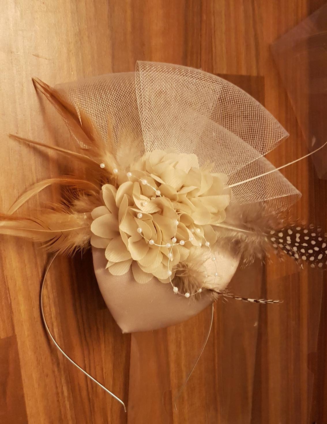 Feather fascinator hat, Vintage 40s 50s Teardrop Hat, Antique Champagne hat, Fascinator, wedding hat, Ascot Race Cocktail  teardrop hat