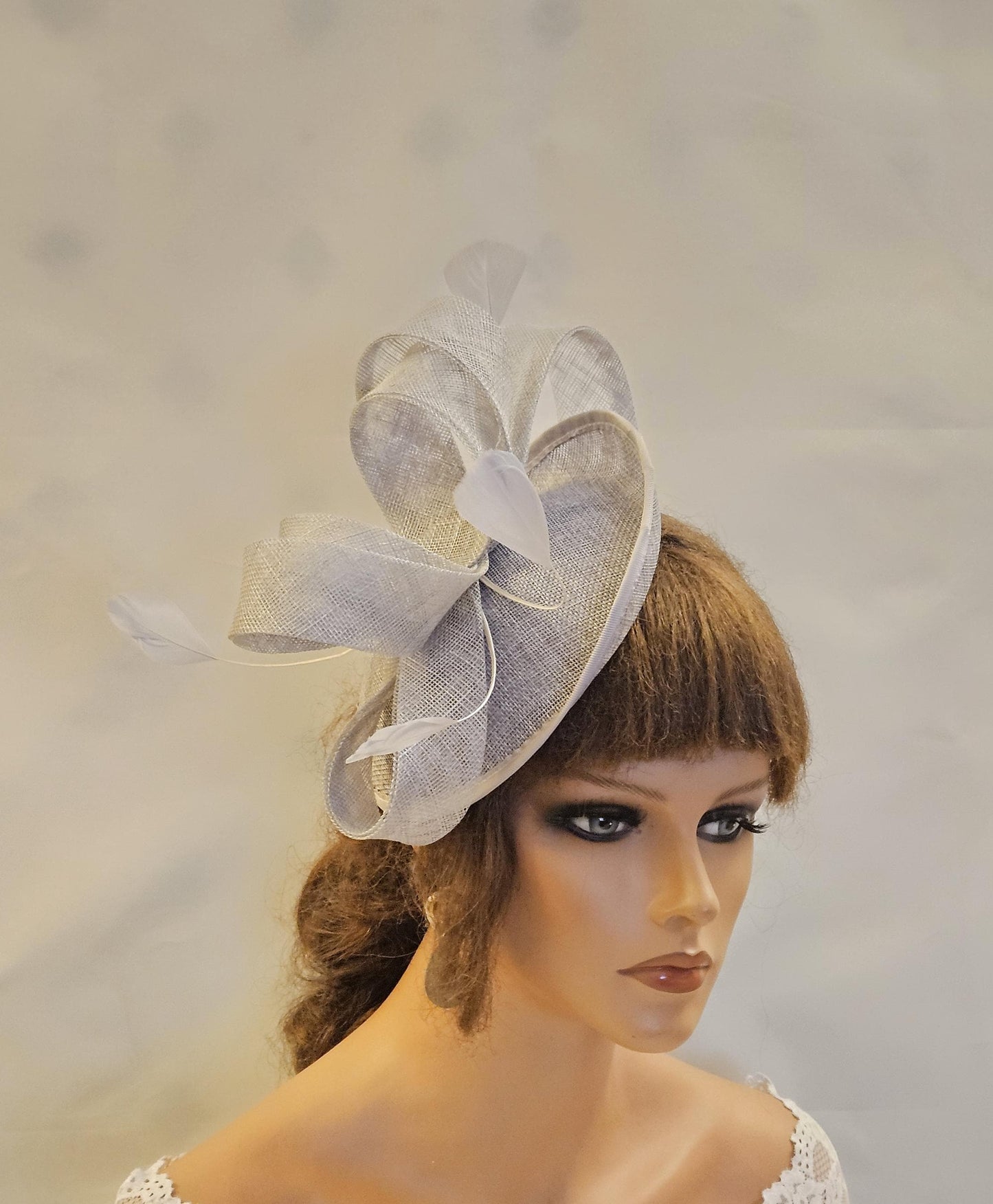 SILVER Grey fascinator Medium Saucer Sinamay loops Fascinator Wedding Ascot Hat Hatinator Sinamay disc saucer hatinator