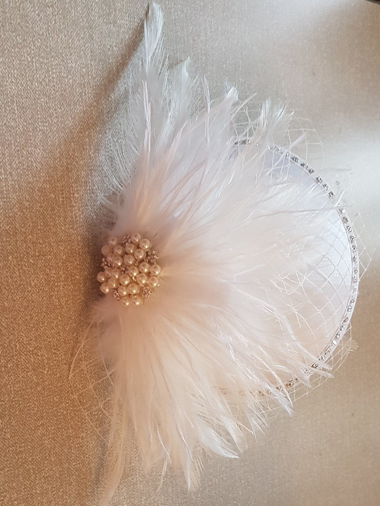 Hat fascinator Bridal fascinator hat #Feather hat fascinator hat White Ivory  French netting Feather fascinator hat Wedding hair accessory