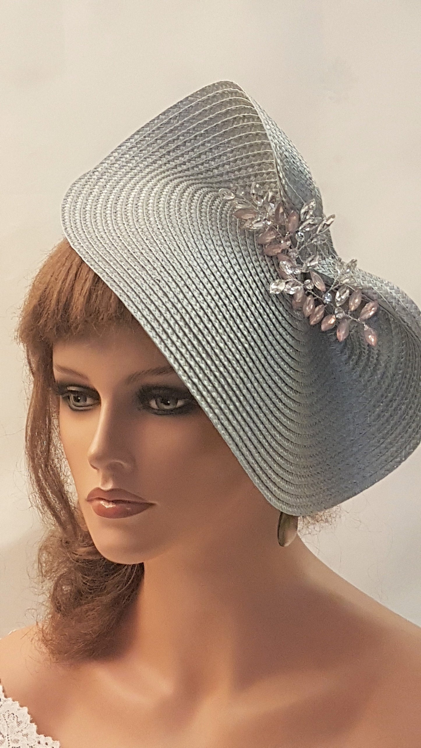 SILVER  Grey FASCINATOR hat with Sparkly Jewel. Derby Royal Ascot  Wedding Mother of Bride Cocktail,Church,Party Fascinator Hat