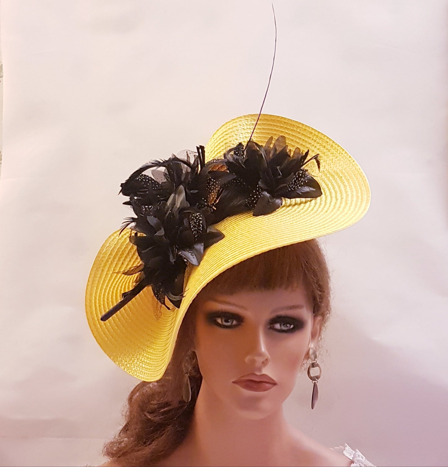 YELLOW & BLACK  #fascinator Hat Large saucer HatinatorLong quil Floral Church Derby Ascot Wedding TeaParty  Mother of Bride/Groom Hatinator