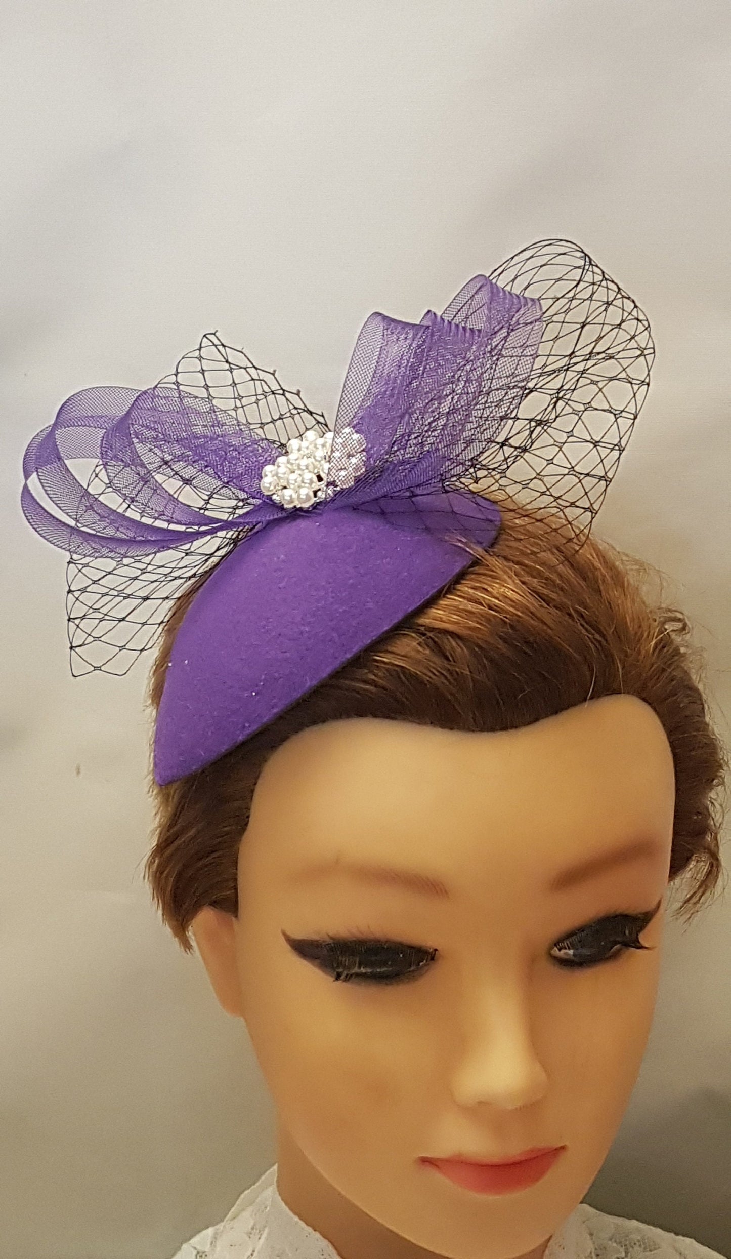 PURPLE FASCINATOR,  Hat fascinator # Purple hat veil & Bow fascinator,Race,Cocktail hat, Ladies day,Ascot hat with Black mini birdcage veil