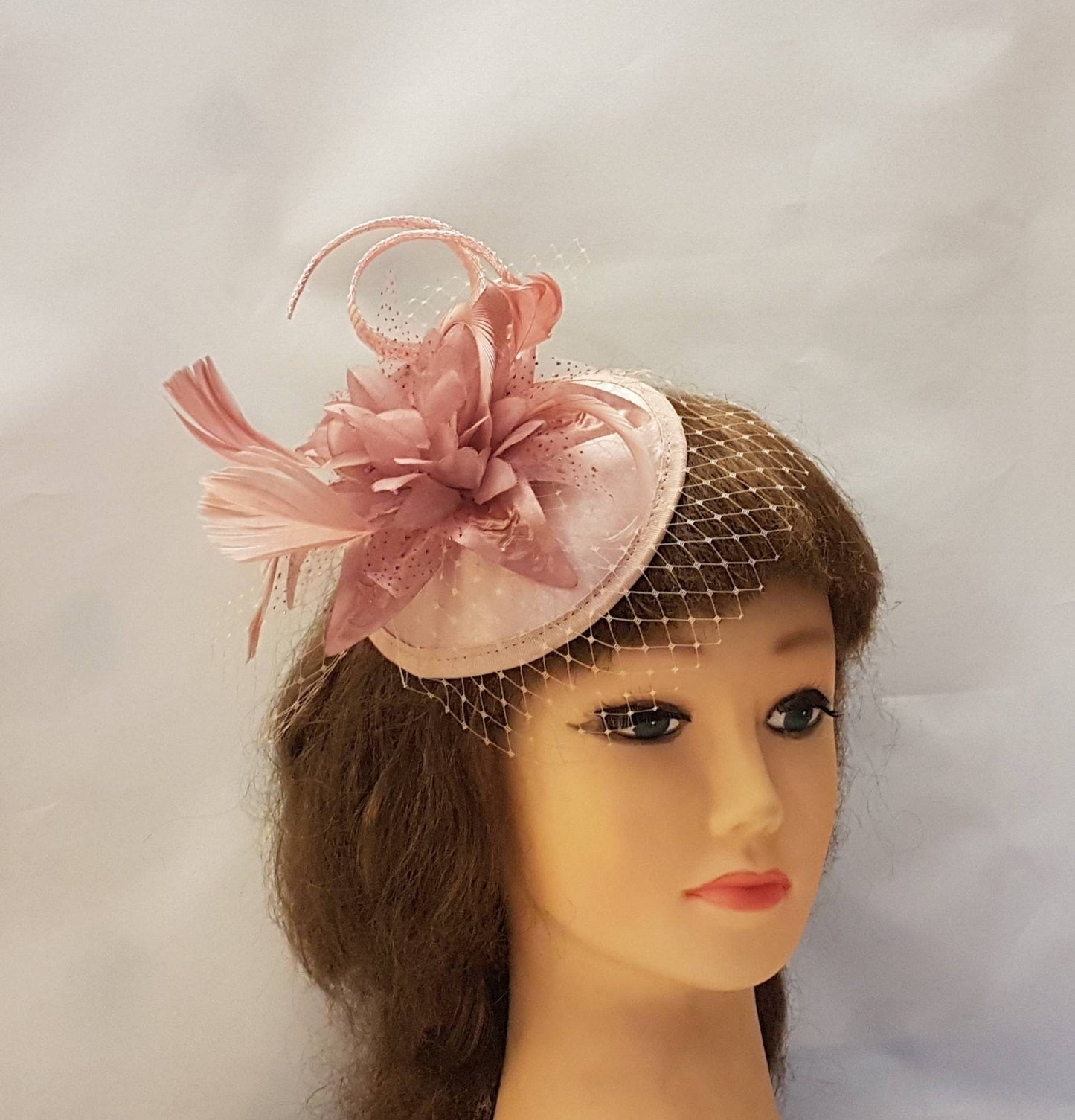 PINK FASCINATOR, Shade of Blush Pink/ROSE  Hat fascinator # Feather hat fascinator,  Race,Cocktail,Ladies day,Ascot hat  feather flower hat