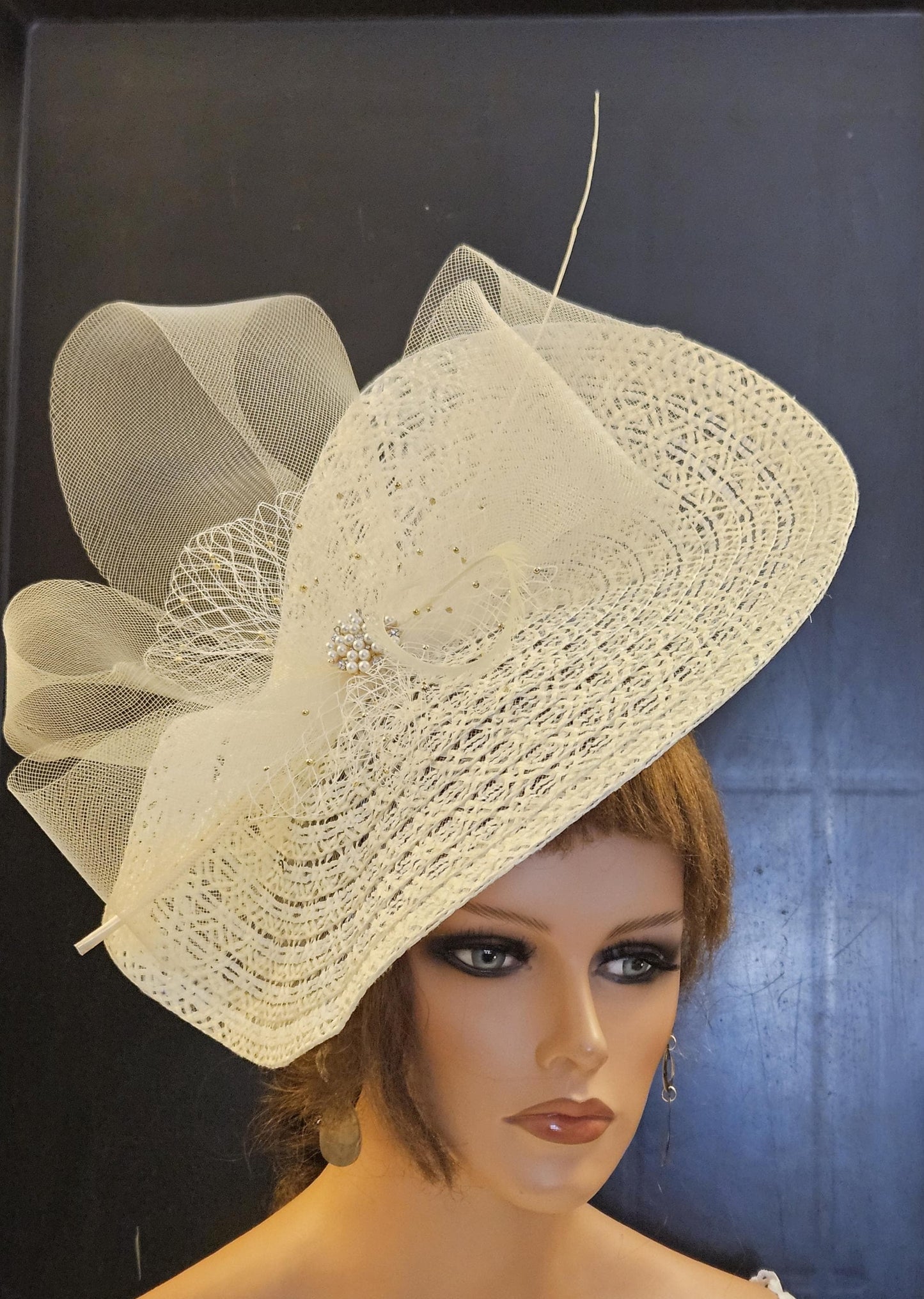 Ivory fascinator large saucer hatinator Feather Floral Church Derby Royal Ascot Hat Race Wedding Party hat Mother of Bride/Groom Hatinator