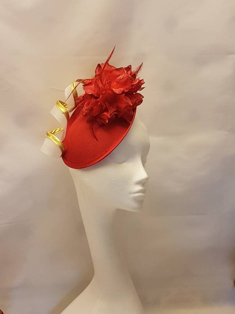 RED HAT Fascinator,#RED Hat Fascinator,Wedding Church Hat,Fascinator Hat,Goodwood Cocktail Ascot Hat Feather Hat Fascinator Gold edge Swirl