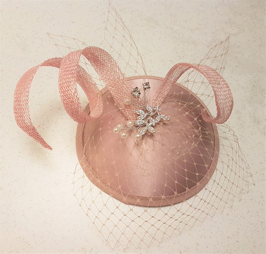 PINK FASCINATOR, Shade of Blush Pink ROSE  Hat fascinator # Sinamy Satin hat fascinator, Race,Cocktail,Ladies day,Ascot hat   French netting