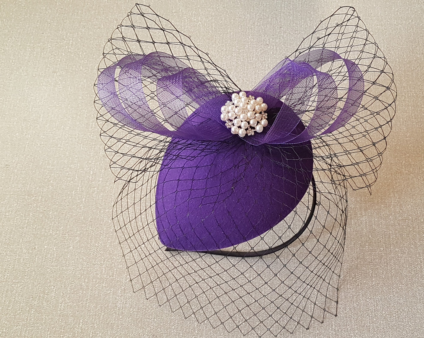 PURPLE FASCINATOR,  Hat fascinator # Purple hat veil & Bow fascinator,Race,Cocktail hat, Ladies day,Ascot hat with Black mini birdcage veil