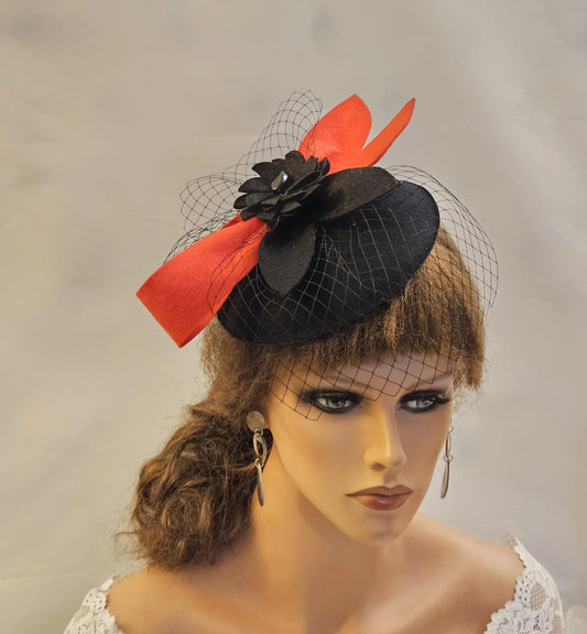 RED & BLACK Fascinator Hat Red birdcage Veil hat with Black,Red felt bow Ascot hat fascinator Wedding Race,Cocktail,Autumn/Winter Fascinator