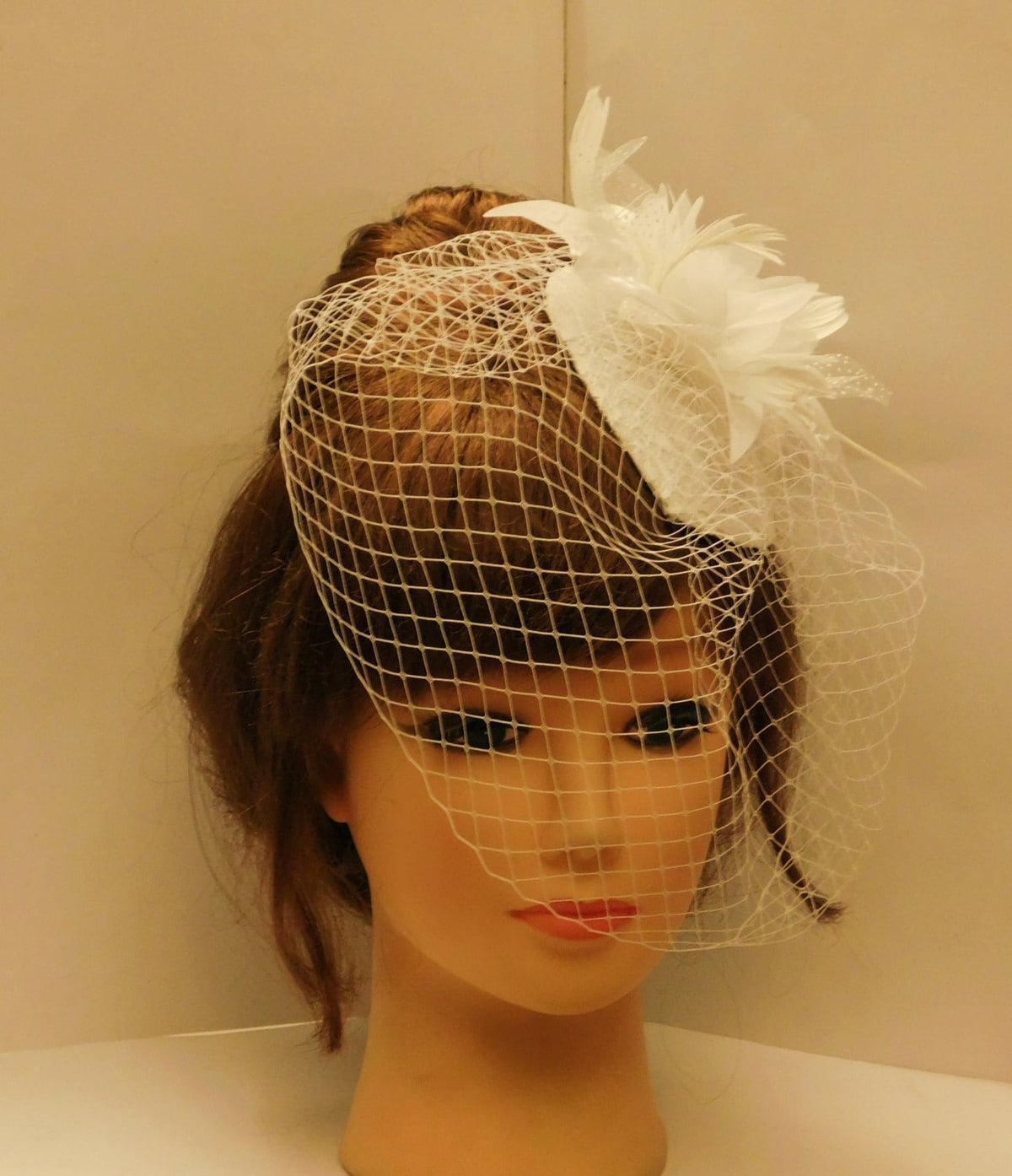 Birdcage veil Hat Fascinator, Bridal Ivory fascinator Wedding Race, Ascot hat, ladies cocktail hat , Birdcage veil Hat Fascinator