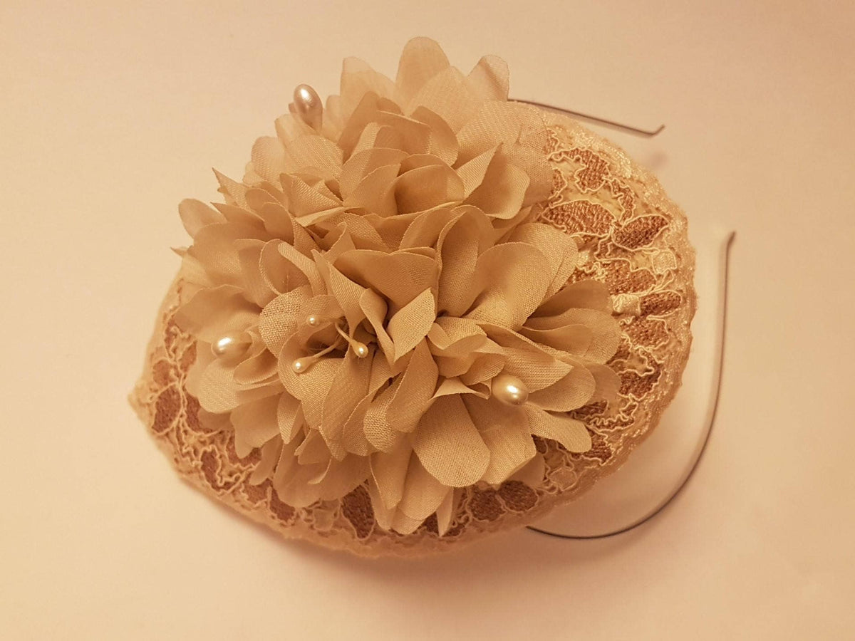Champagne Lace Fascinator: Vintage Wedding Hairpiece