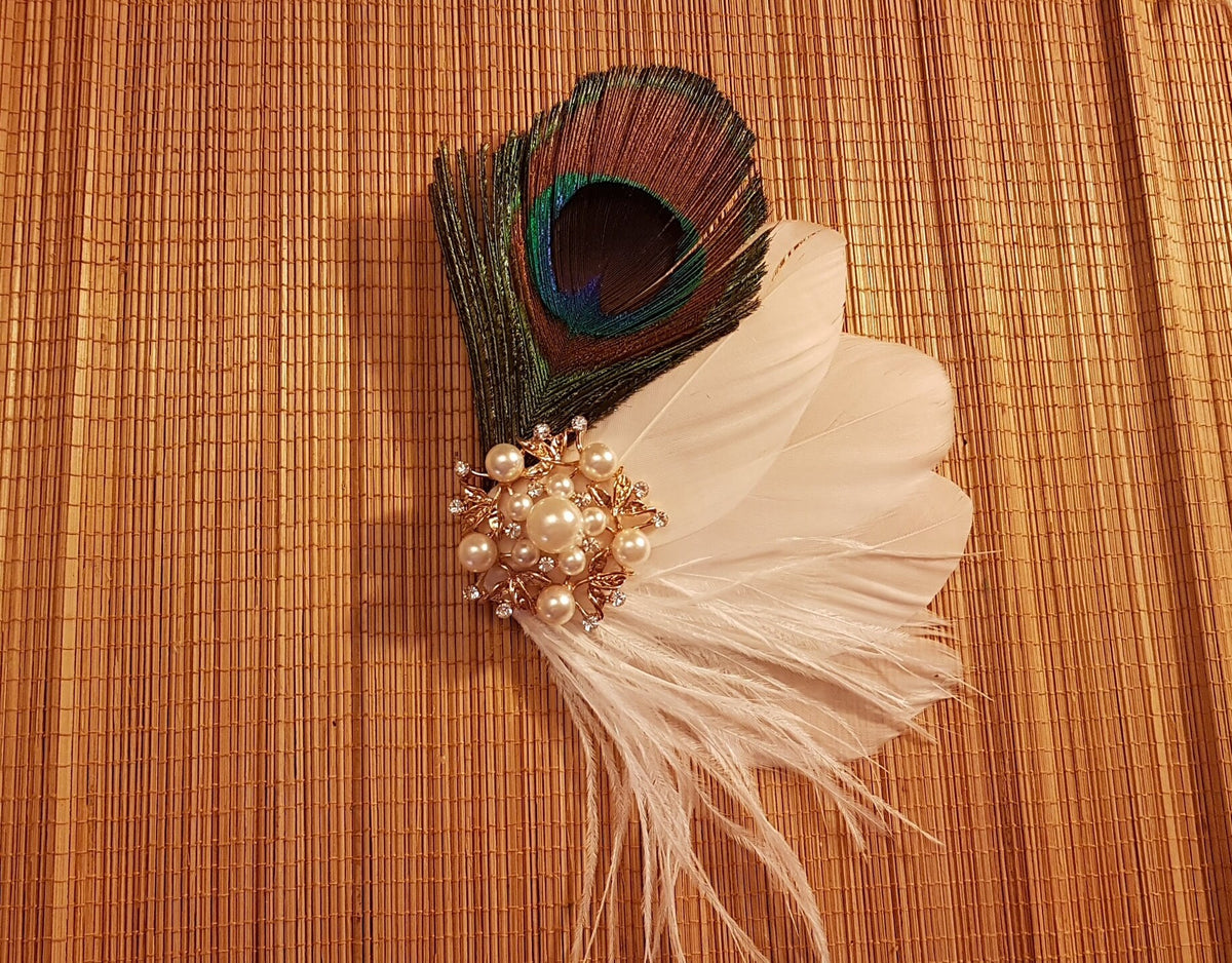 Bridal Hair Clip Bridal Feather Fascinator, Gold tone Feather Hair Piece, Wedding Hair Accessory, Bride feather fascinator, feather hairclip