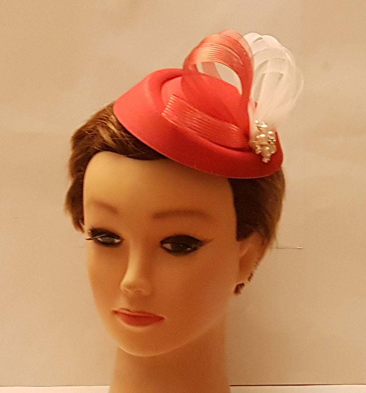 Fascinator, Ascot hat ,Wedding,Ladies Day, Cocktail hat,Wedding Hats, Red,Brown, Black, Ivory , White Hat fascinator