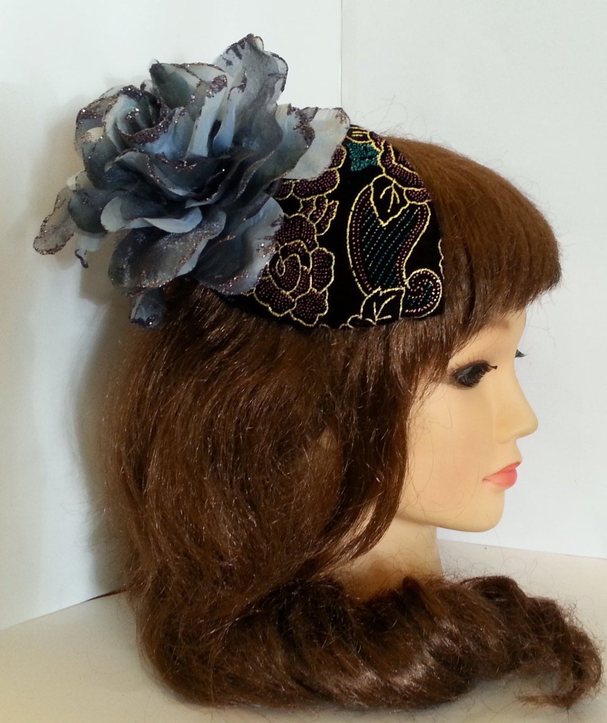 Black Velvet Teardrop Fascinator Hat, Silver Grey Flower, Ascot Race Hat