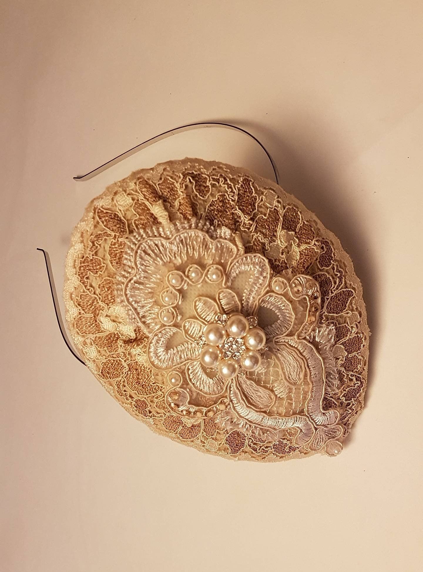 Champagne Nude brown fascinator Womens wedding hairpiece bridal Vintage tear drop hat Tan Nude Cocktail Hatinator Champagne hat fascinator