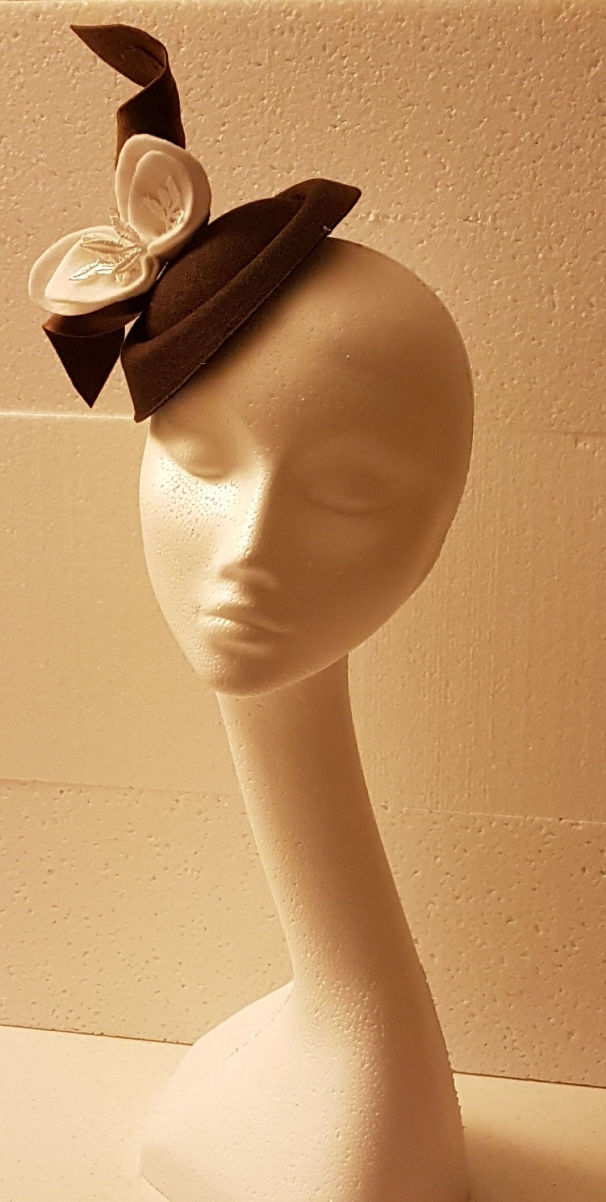 Brown Hat Fascinator, White Felt Leaves, Ascot Wedding Headpiece