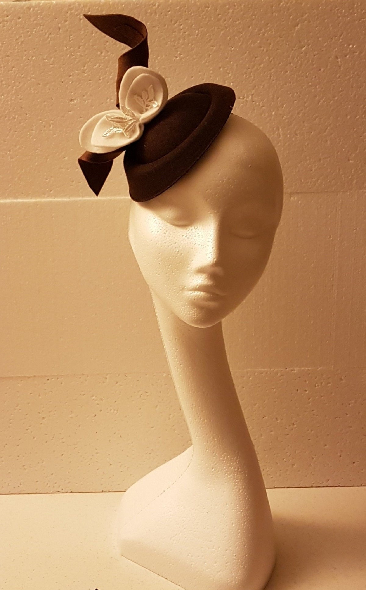 Brown Hat Fascinator, White Felt Leaves, Ascot Wedding Headpiece