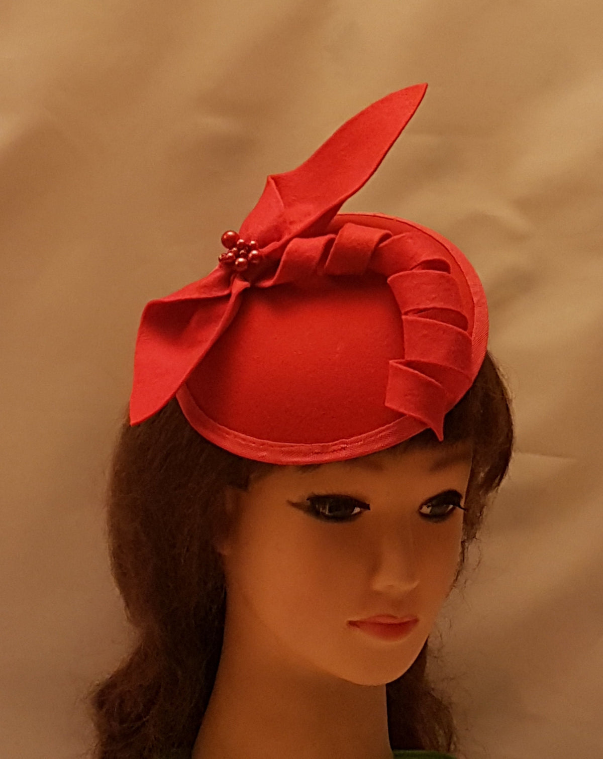 Fascinator, Red Hat fascinator #Red fascinator, Felt swirl Ascot hat fascinator Wedding,Race,Cocktail,Church hat fascinator Custom colour