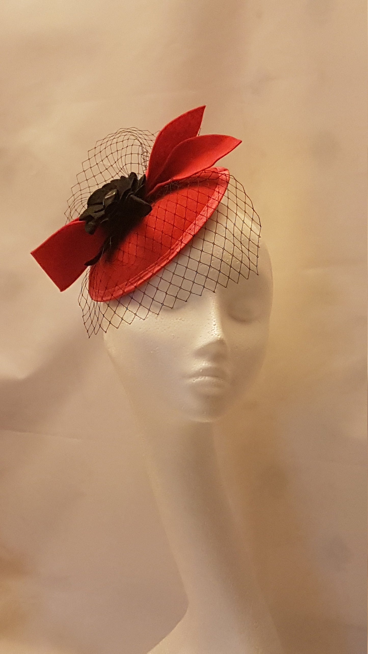 RED & BLACK Fascinator Hat  #Red birdcage Veil hat with Black,Red felt bow Ascot hat fascinator Wedding, Race,Cocktail,Church hat fascinator