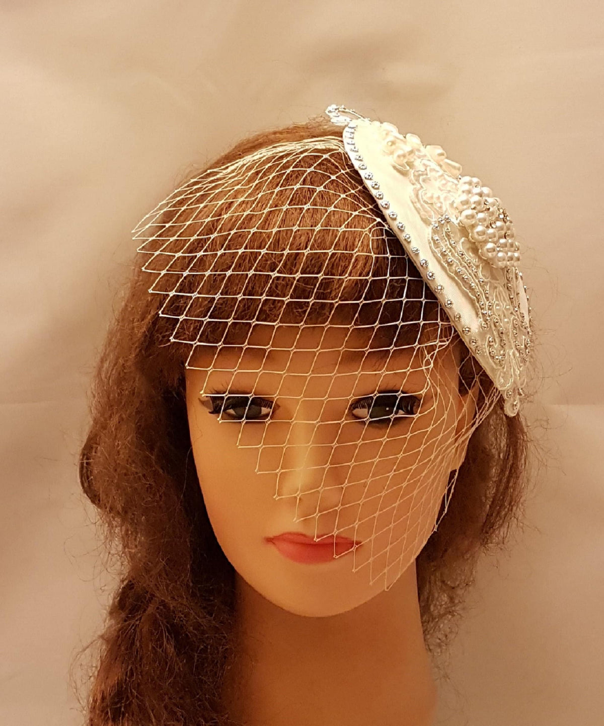 Bridal birdcage veil Hat Fascinator. White,Ivory Bridal Hat Headpice with mini veil ,Wedding headpiece. Bridal Headwear.