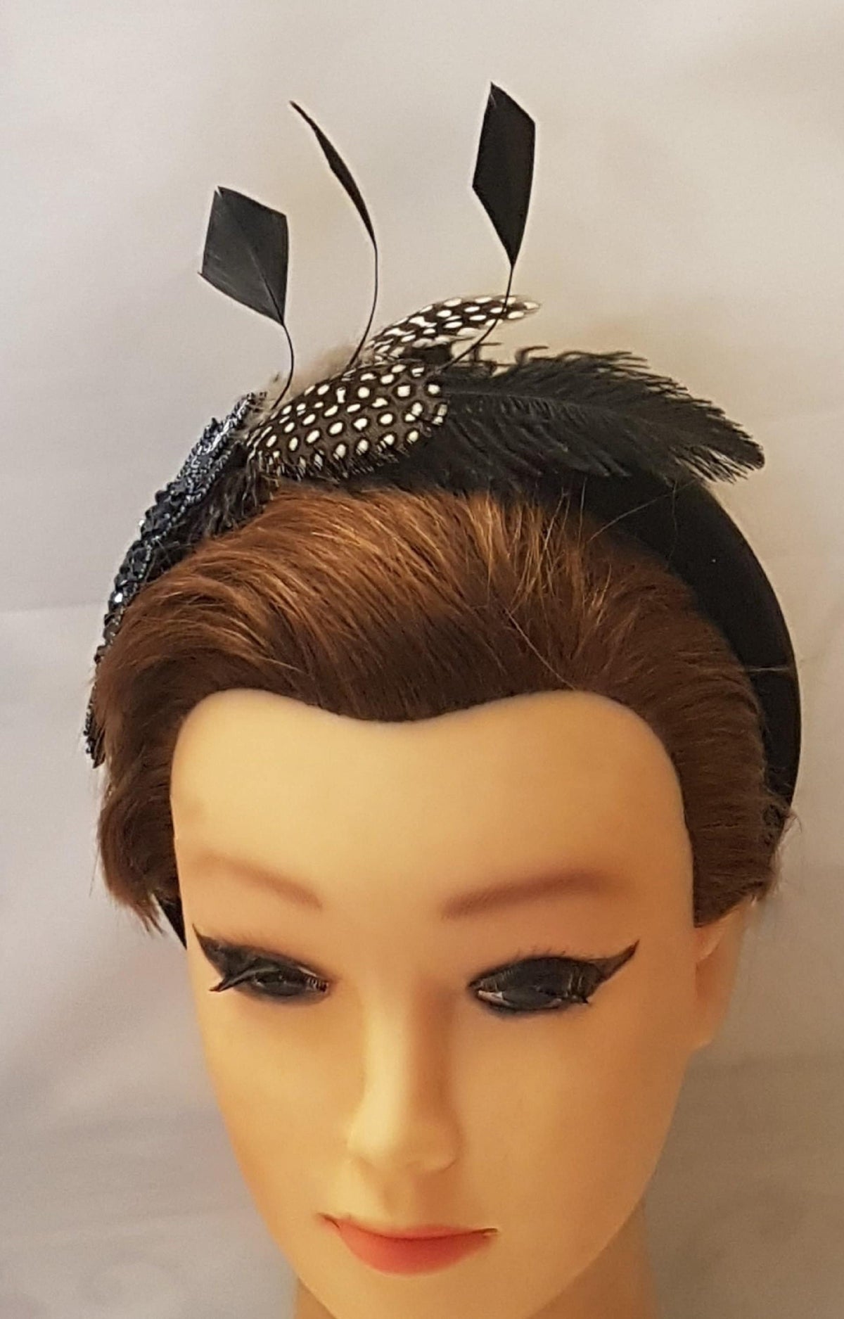 FASCINATOR #Black fascinator Thick Padded Headband Feather Fascinator Headpiece Gatsby feather Headband Halo Headband. Feather aliceband