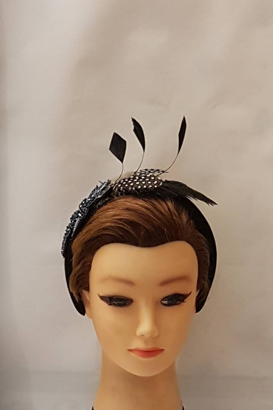 FASCINATOR #Black fascinator Thick Padded Headband Feather Fascinator Headpiece Gatsby feather Headband Halo Headband. Feather aliceband