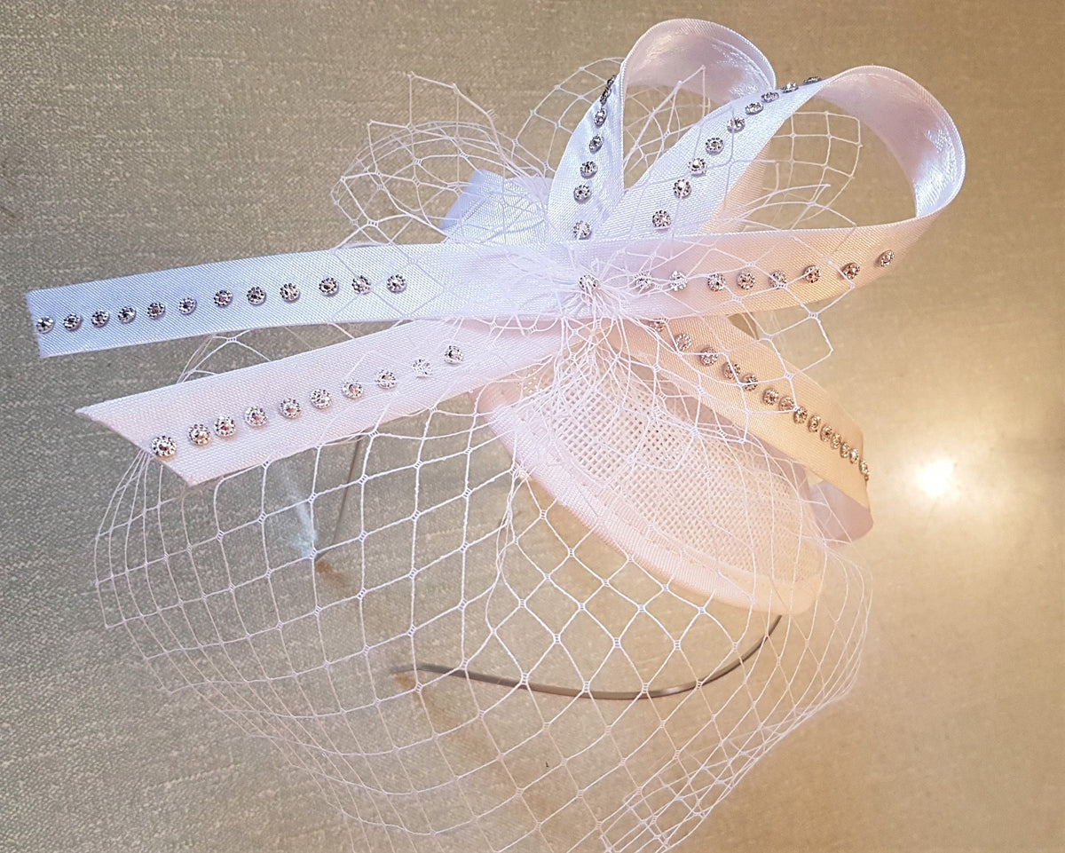 Birdcage veil Hat fascinator. 1940-50s Fascinator Bridal MINI Veil Hat with Crystal Teardrop hat Bridal White, Ivory Fascinator Headpiece
