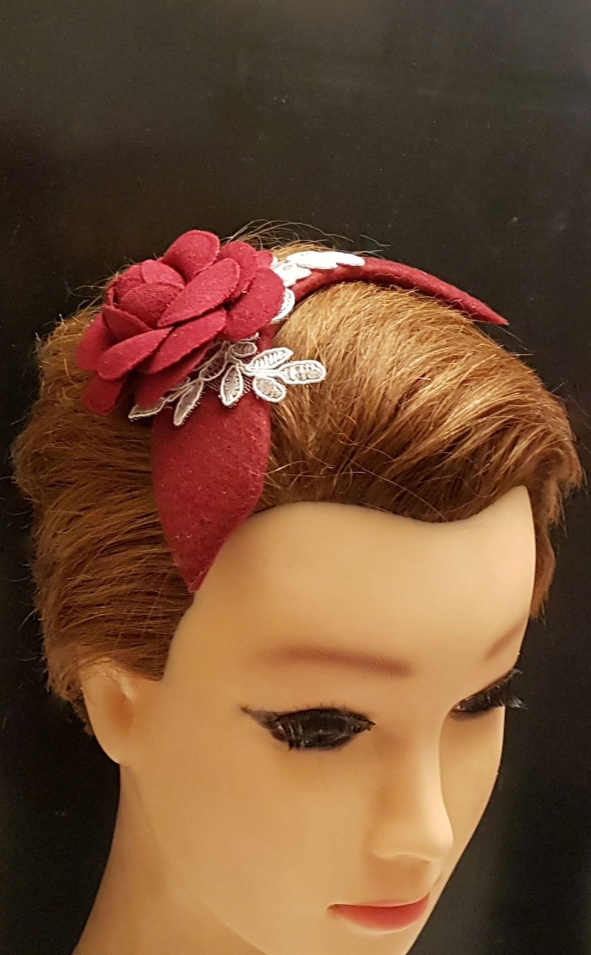 MAROON FASCINATOR HEADBAND. Modern Felt fascinator with Maroon Rose. Cocktail,Ladies day,Wedding Maroon rose flower Hairpiece.