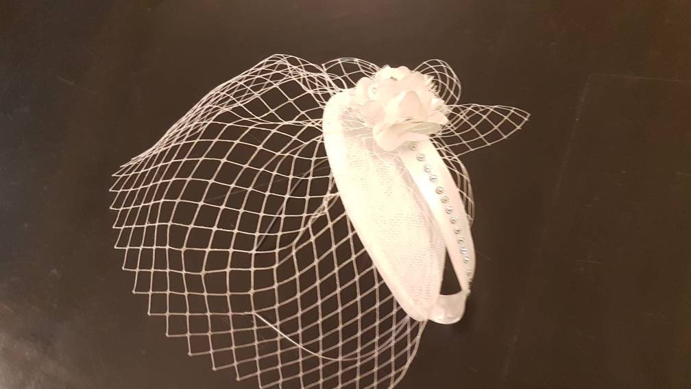 Vintage Style Birdcage Veil Fascinator: Teardrop Mini Hat, Crystal Satin Loops