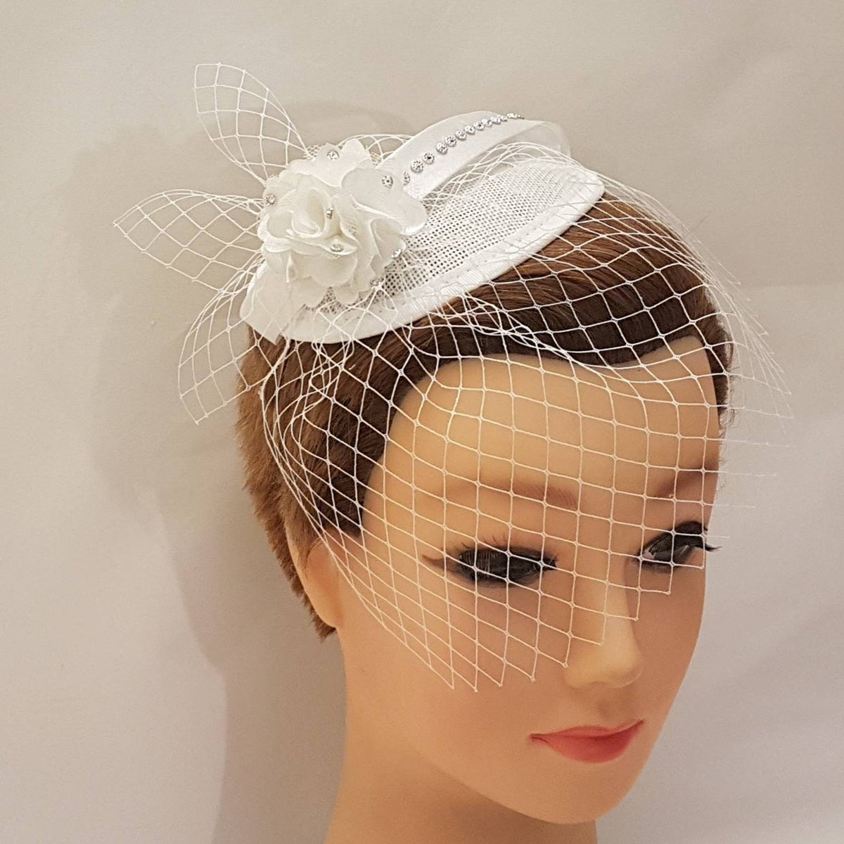 Vintage Style Birdcage Veil Fascinator: Teardrop Mini Hat, Crystal Satin Loops