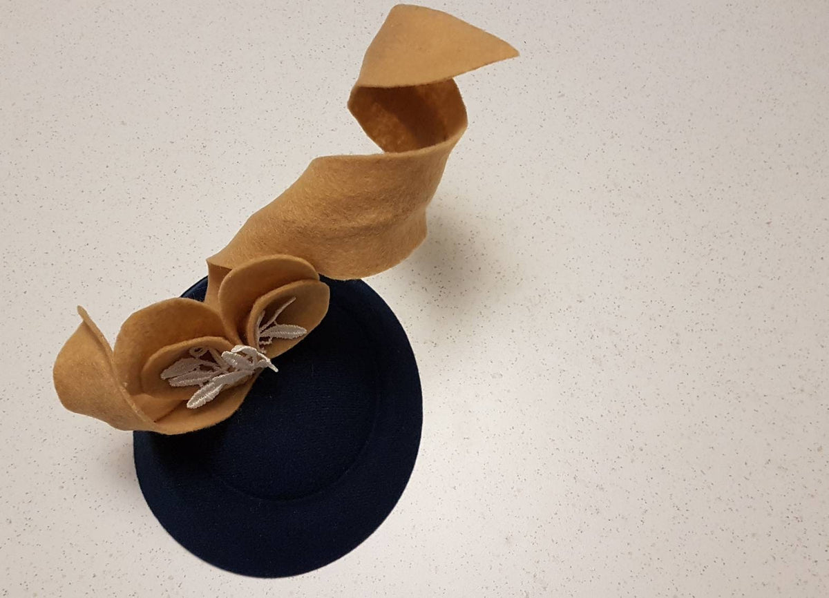 Fascinator Hat Black fascinator # Black & TAN/NUDE FELT Ascot hat fascinator Wedding Race,Cocktail hat Church hat fascinator