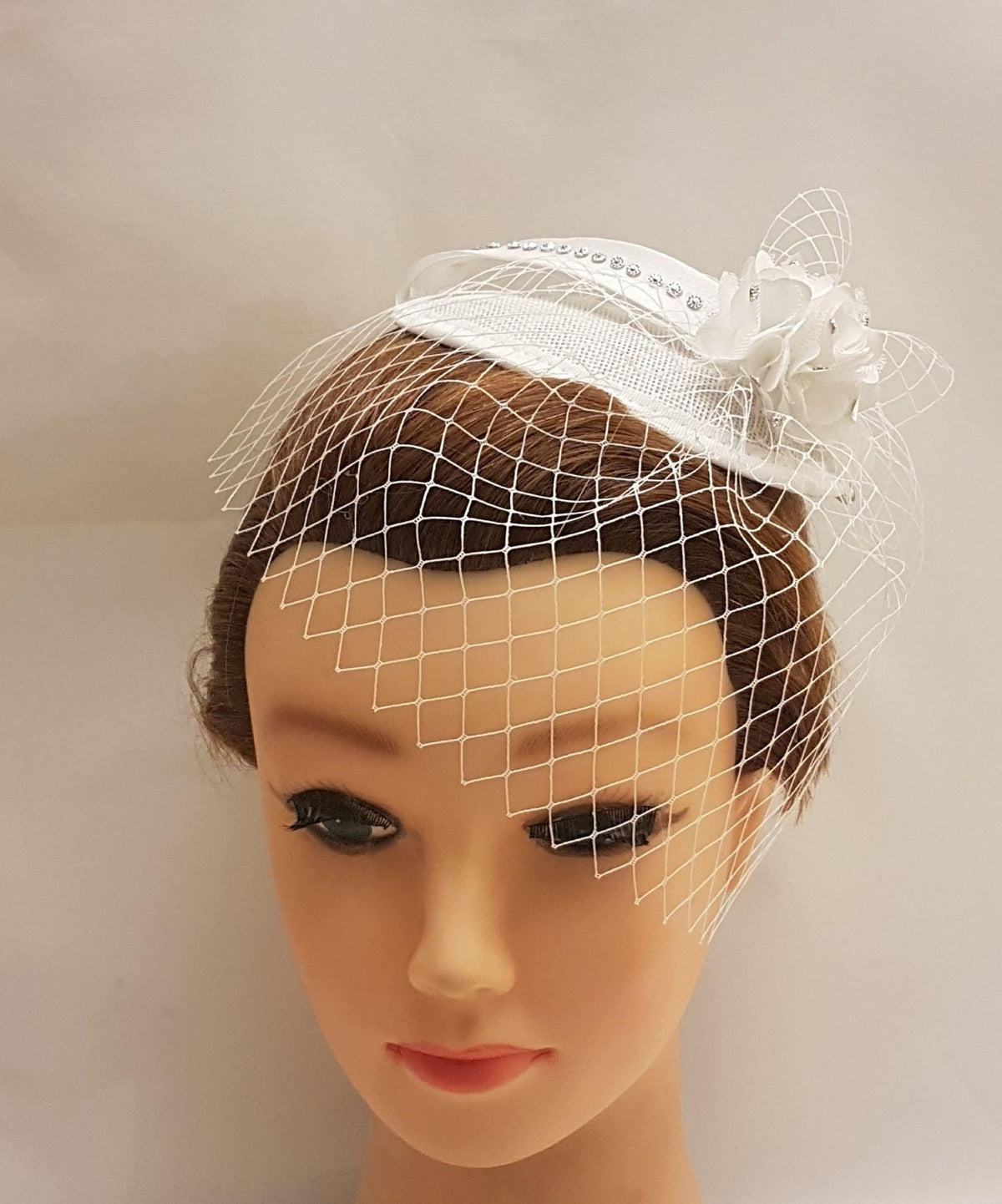 Vintage Style Birdcage Veil Fascinator: Teardrop Mini Hat, Crystal Satin Loops