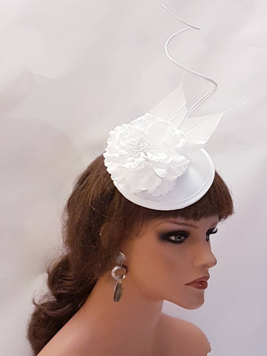 Bridal Fascinator White/ Ivory Wedding Hat, Ascot Fascinator, Vintage Inspired Bridal Headpiece, Elegant Race Day Hat