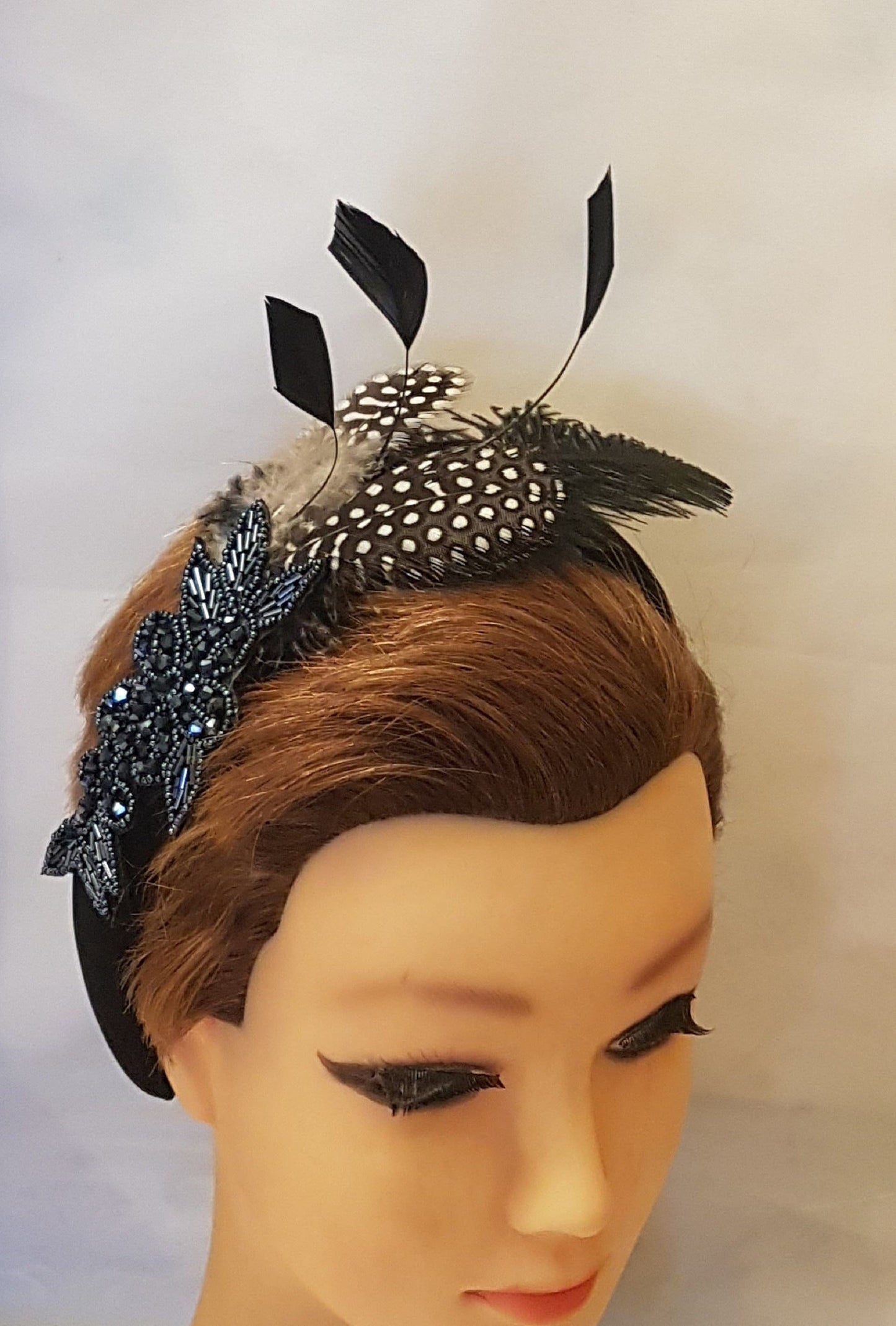 FASCINATOR #Black fascinator Thick Padded Headband Feather Fascinator Headpiece  Gatsby feather Headband Halo Headband. Feather aliceband