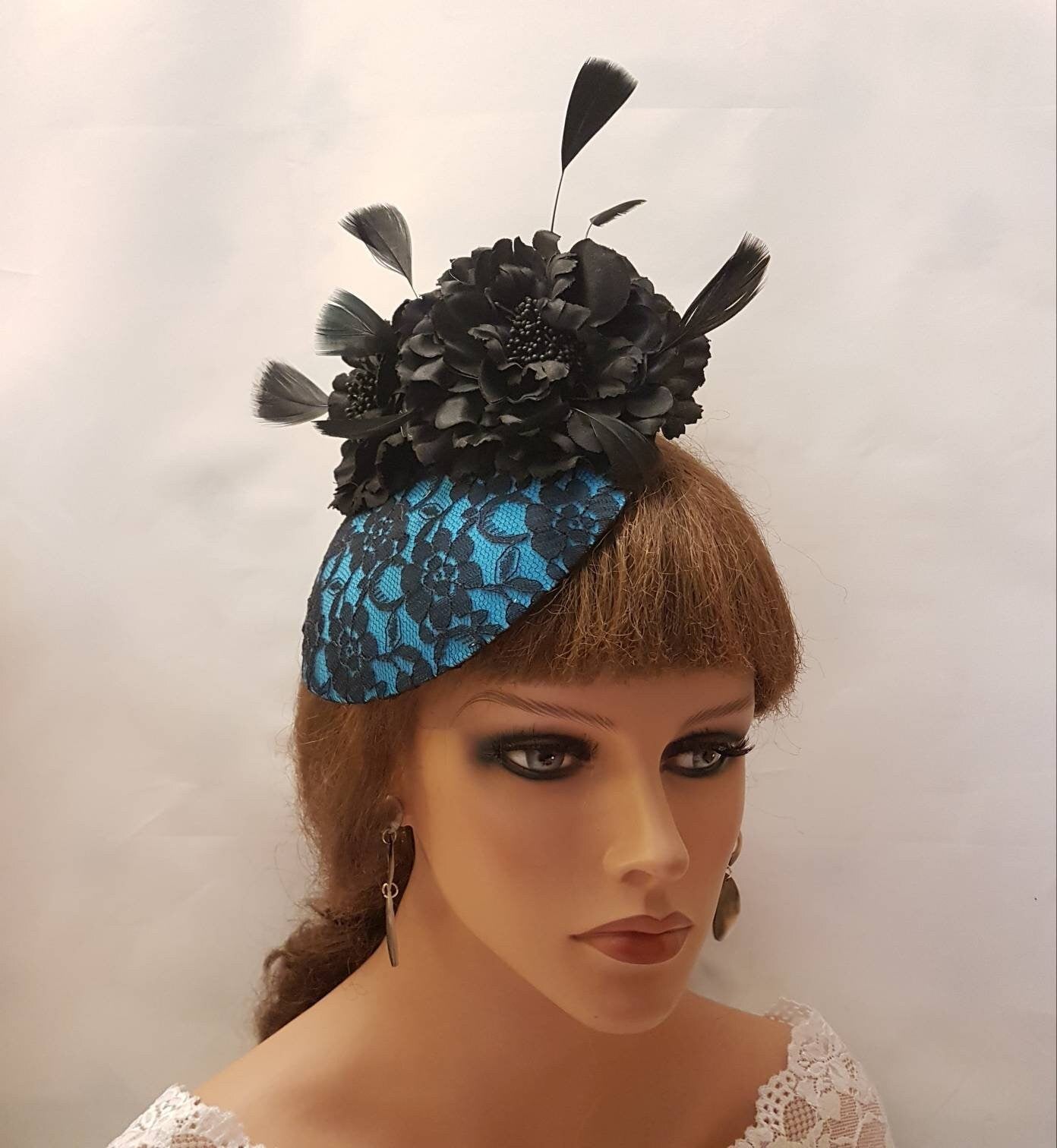 Turquoise Blue Lace Fascinator: Black Feathered Flowers Ascot Hat