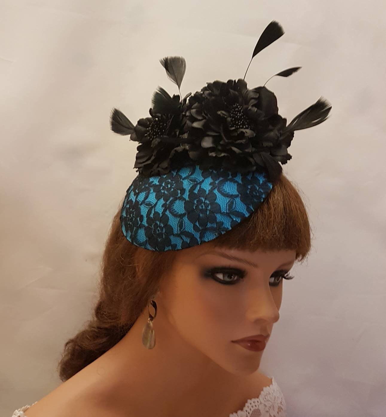 Turquoise Blue Lace Fascinator: Black Feathered Flowers Ascot Hat