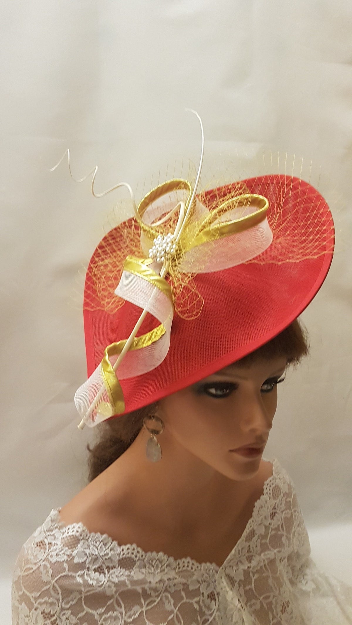 Red  wedding fascinator Hat