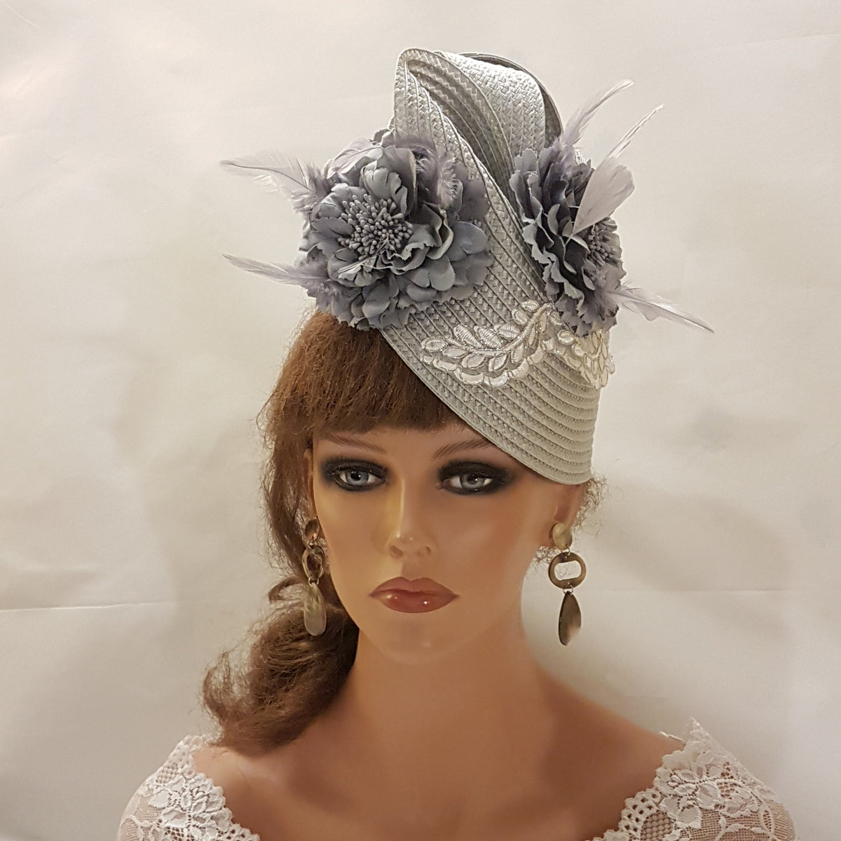 SILVER Grey Fascinator Straw weave Floral Hat fascinator Womens ChurchDerby Ascot Wedding TeaParty hat Mother of Bride Mother of groom hat