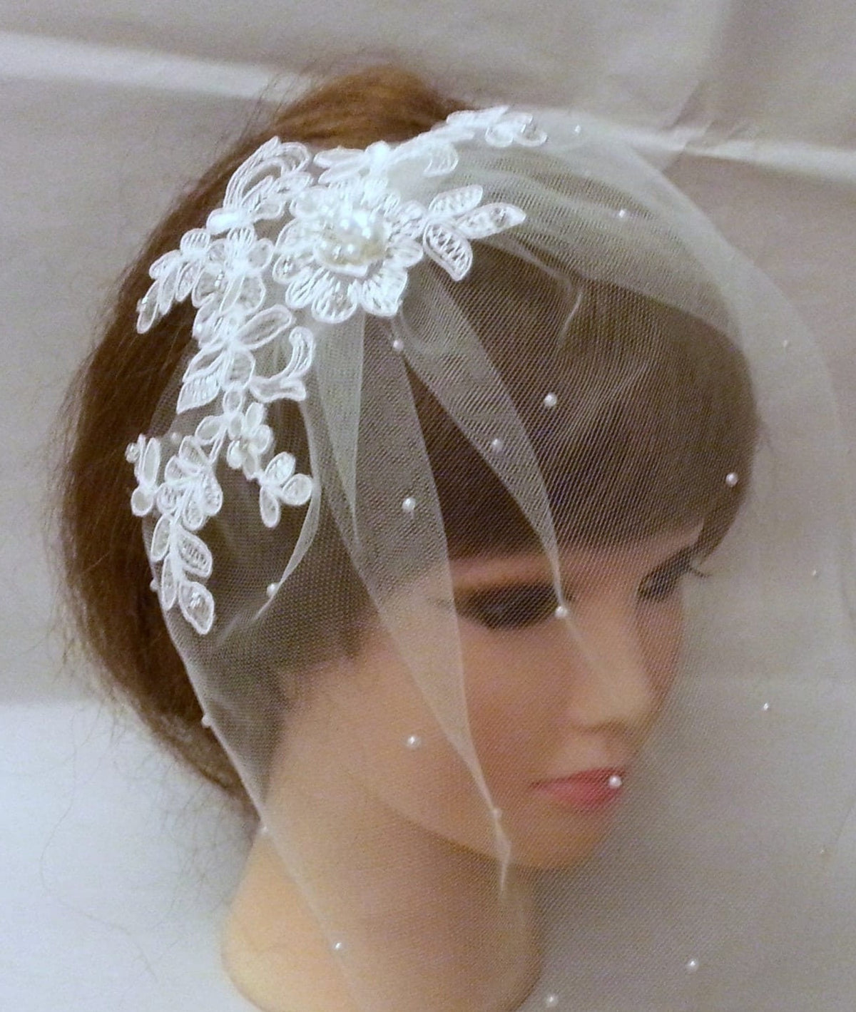 Bridal birdcage veil . White, Ivory Tulle scattered pearls birdcage veil
